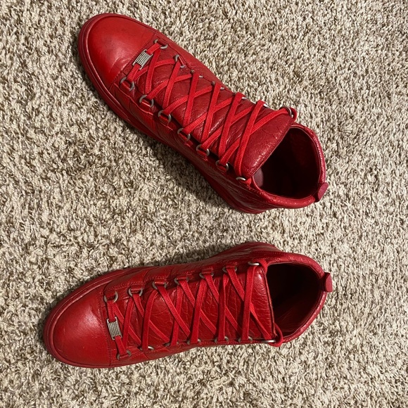 Mens Balenciaga high top sneakers - Picture 2 of 8